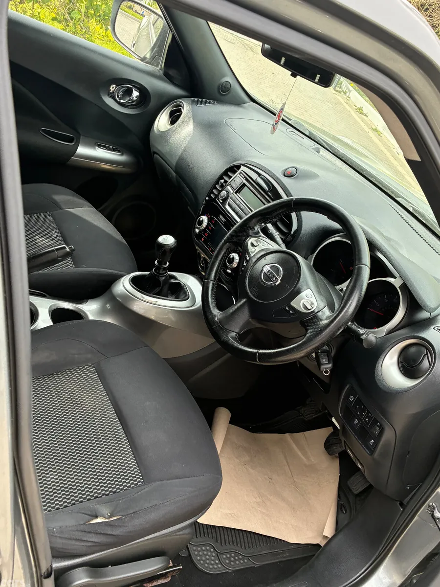 Nissan Juke SUV, Diesel, 2015, Grey