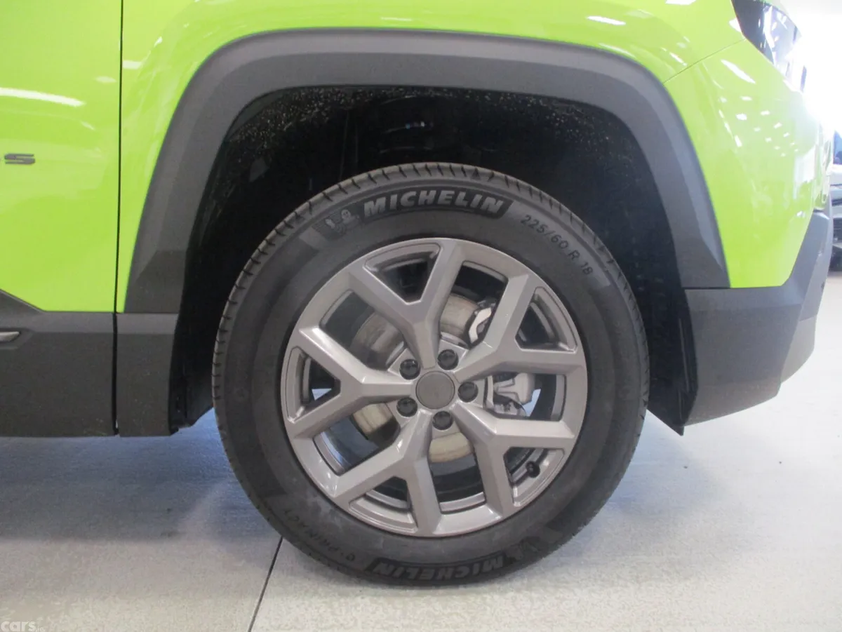 Jeep Compass SUV, Petrol Hybrid, 2026, Green