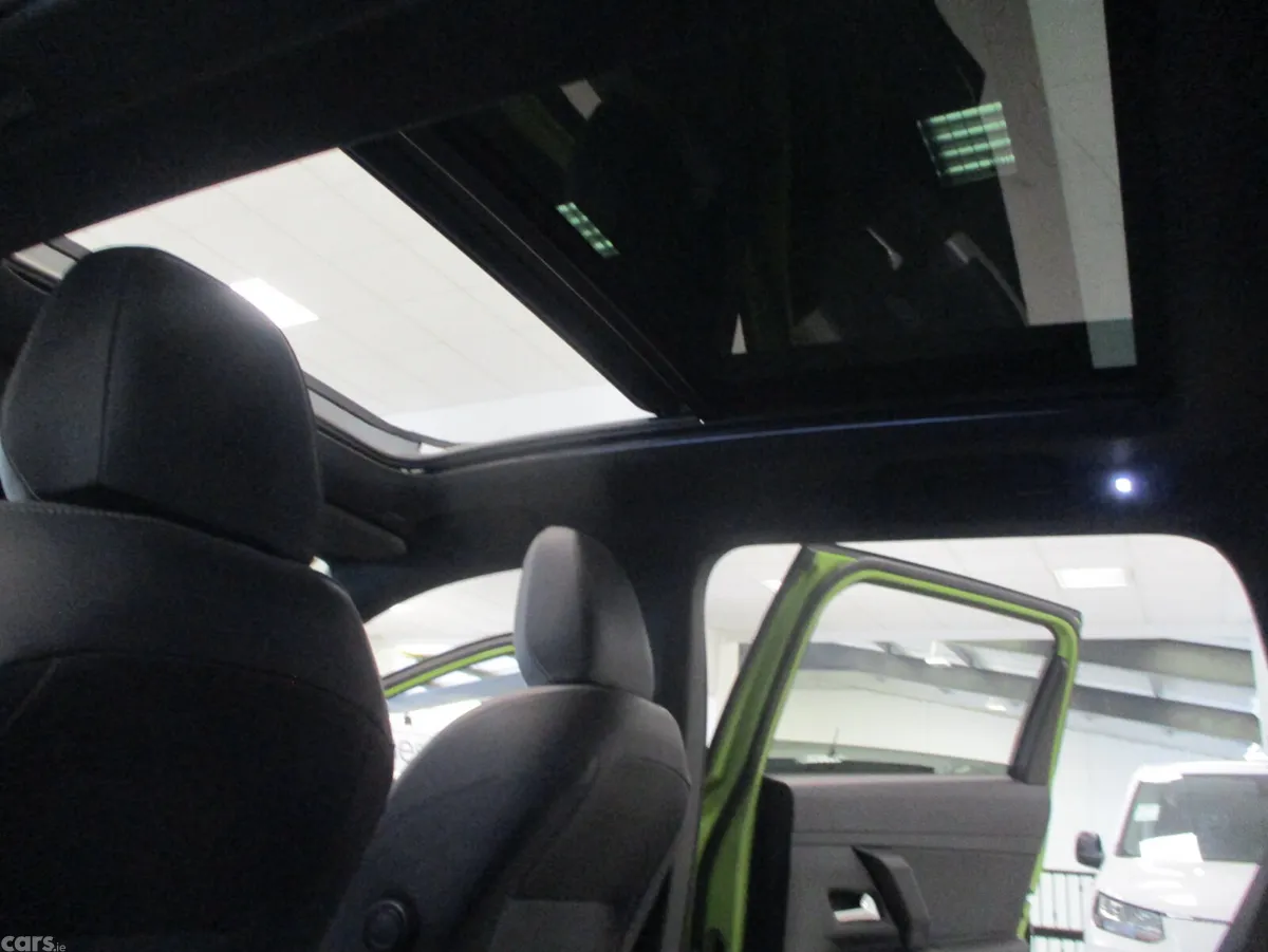 Jeep Compass SUV, Petrol Hybrid, 2026, Green