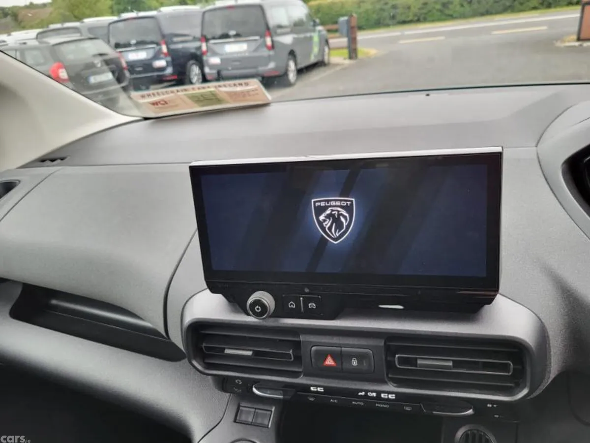 Peugeot Rifter MPV, Diesel, 2024, Blue