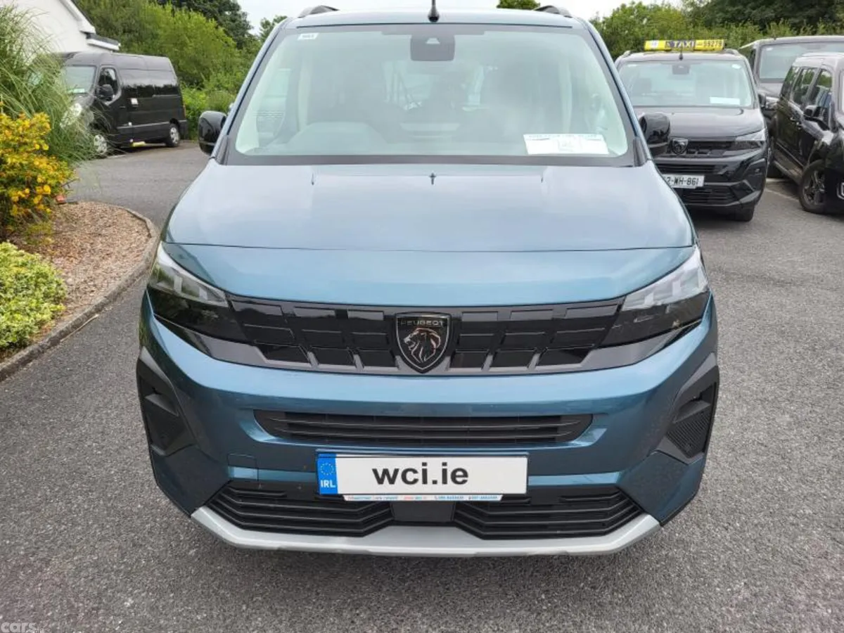 Peugeot Rifter MPV, Diesel, 2024, Blue
