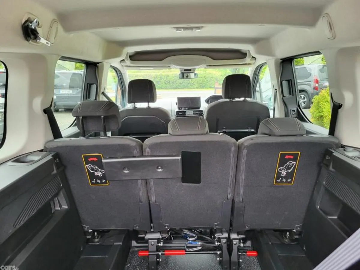 Peugeot Rifter MPV, Diesel, 2024, Blue