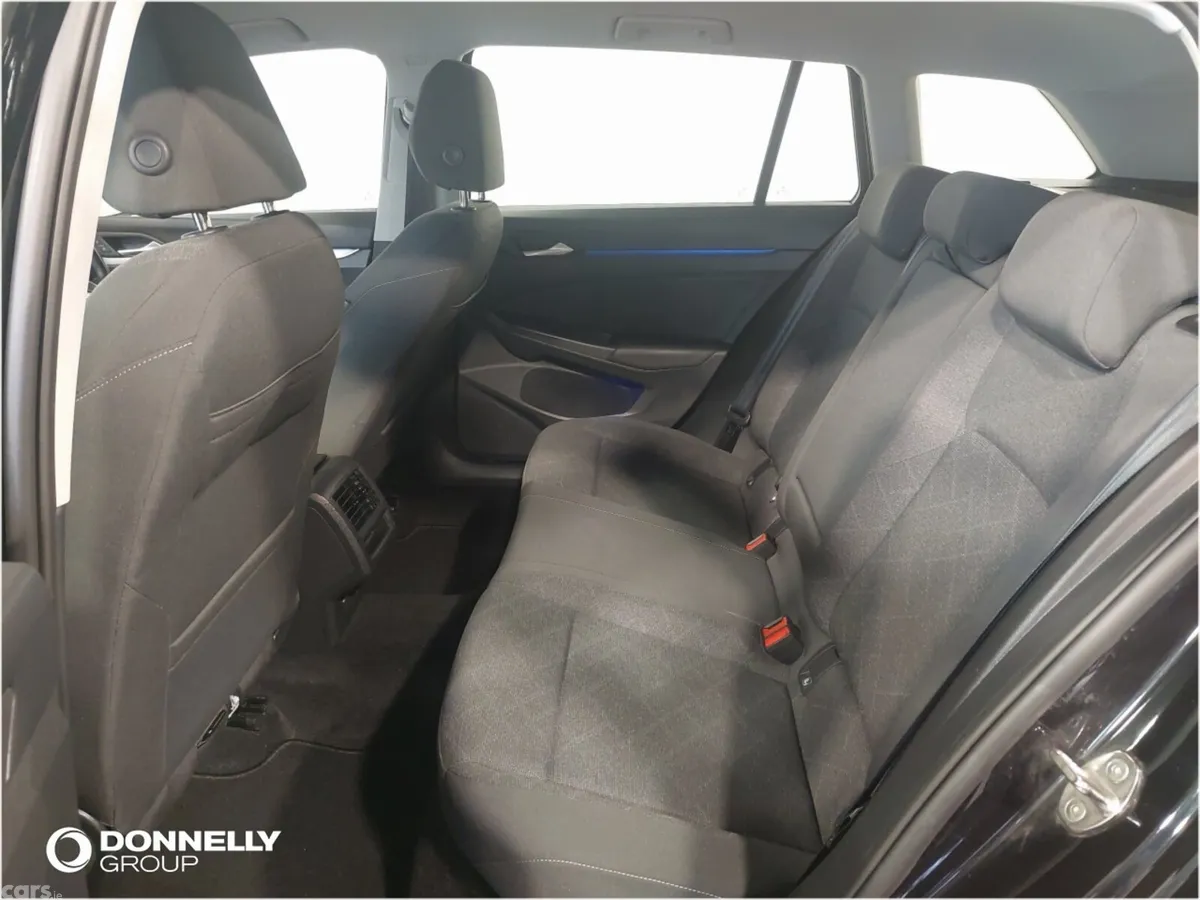 Volkswagen Golf Estate, Petrol, 2023, Black