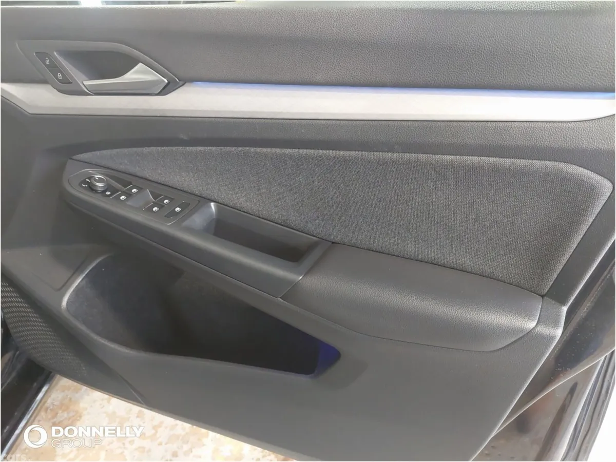 Volkswagen Golf Estate, Petrol, 2023, Black