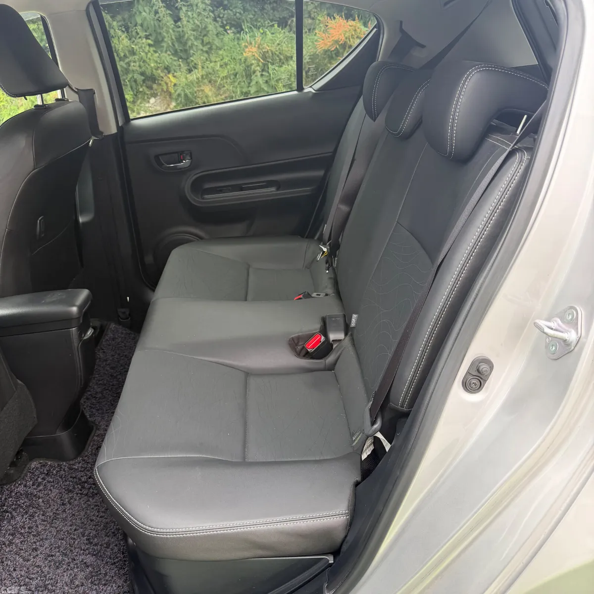 Toyota Aqua Hatchback, Petrol Hybrid, 2017, Silver