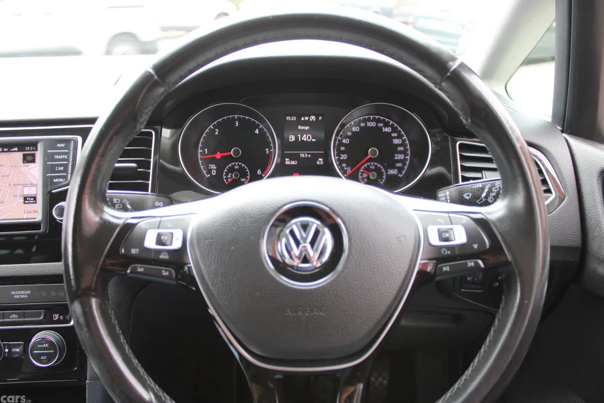 Volkswagen Golf Hatchback, Diesel, 2017, Grey