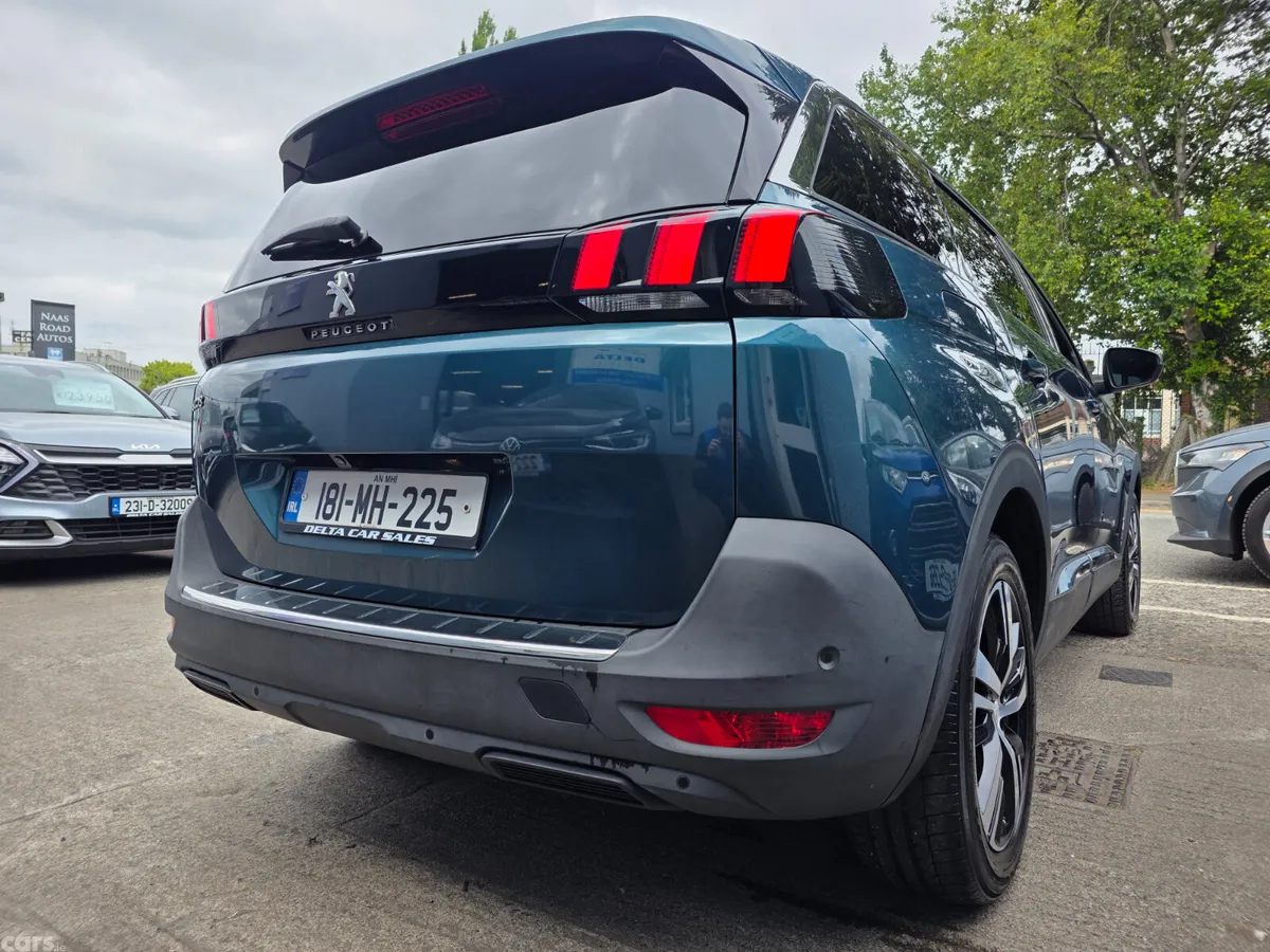 Peugeot 5008 MPV, Petrol, 2018, Green