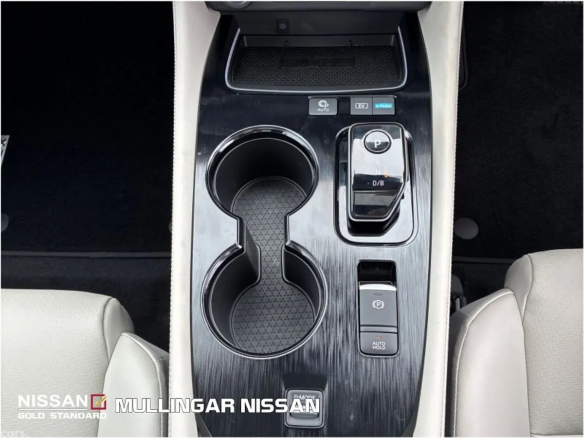 Nissan X-Trail SUV, Petrol Hybrid, 2026, Red
