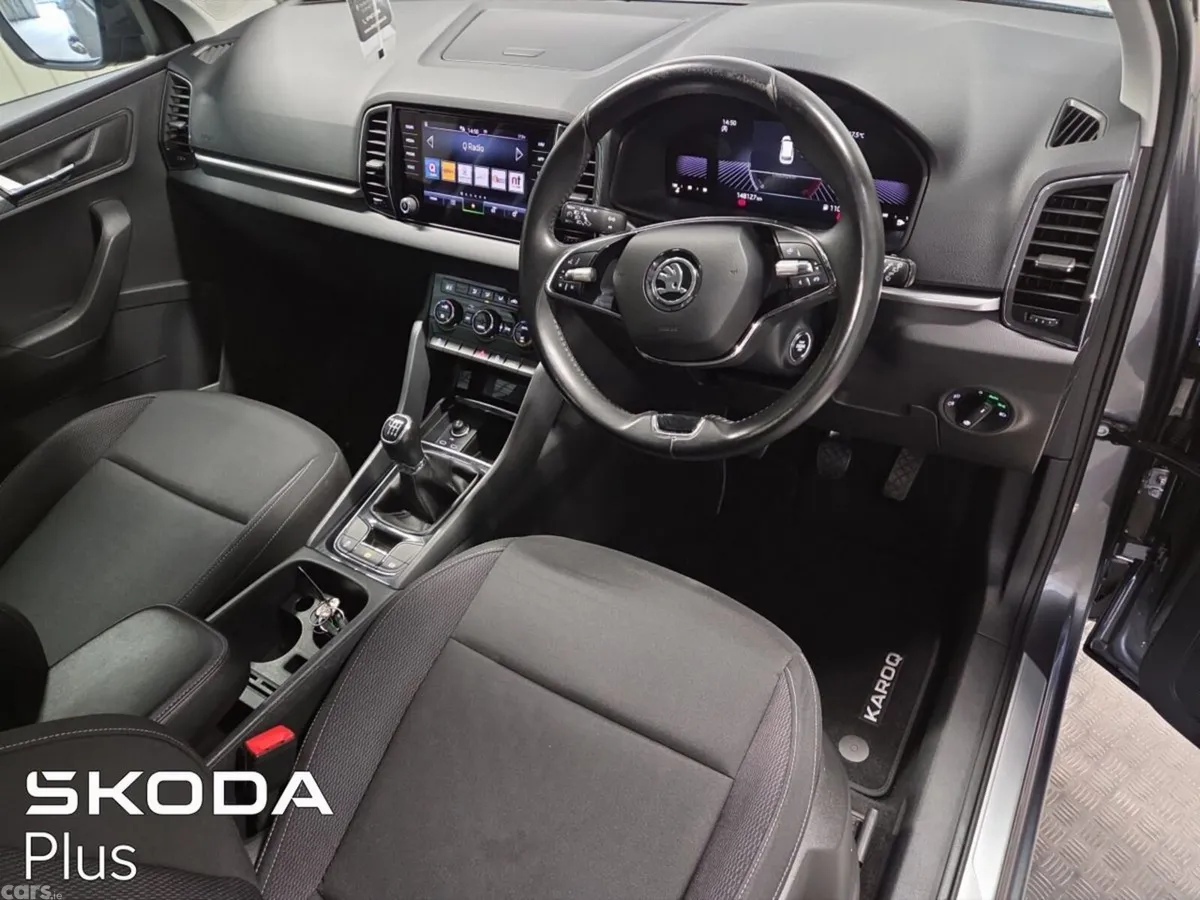 Skoda Karoq Estate, Diesel, 2023, Grey