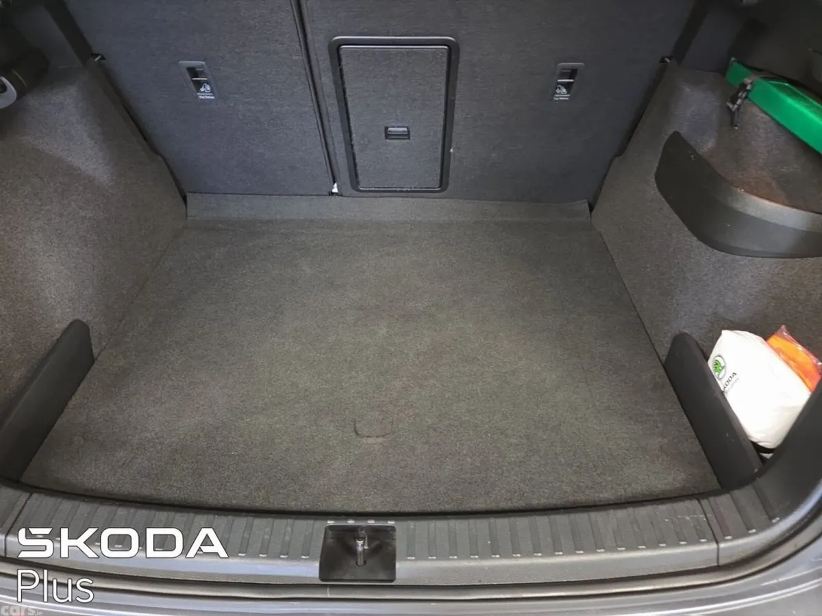 Skoda Karoq Estate, Diesel, 2023, Grey