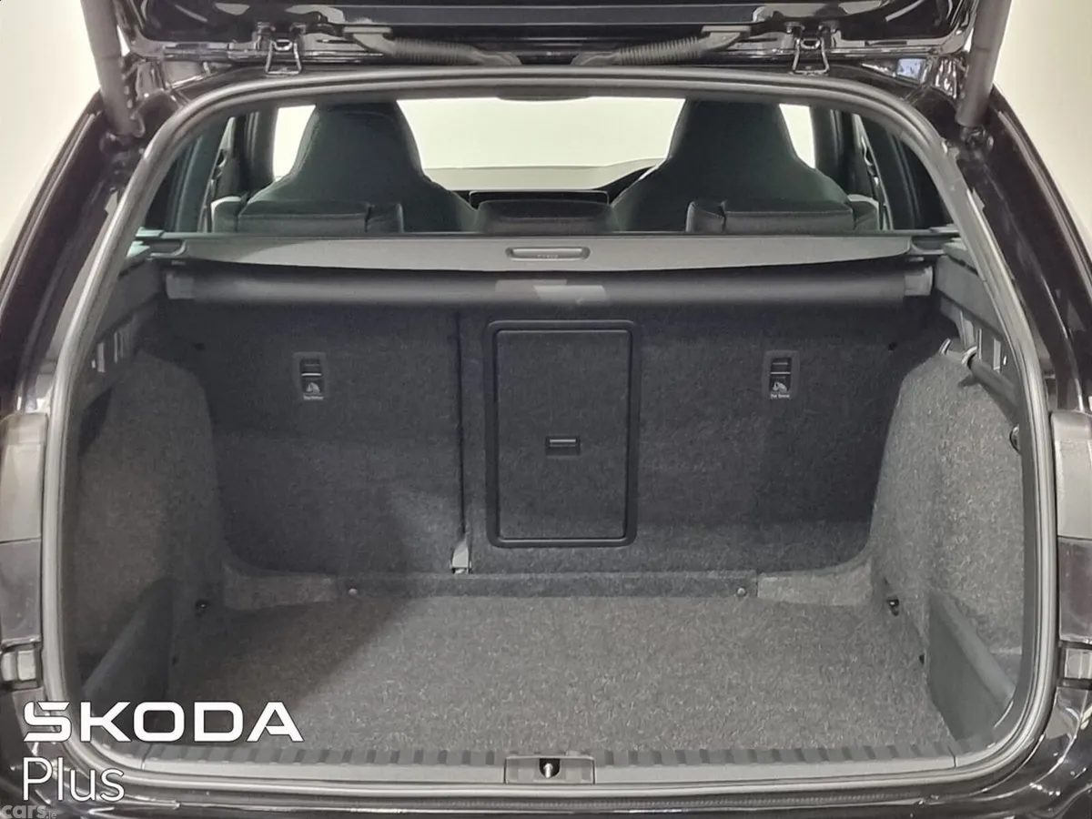 Skoda Octavia Estate, Diesel, 2026, Black