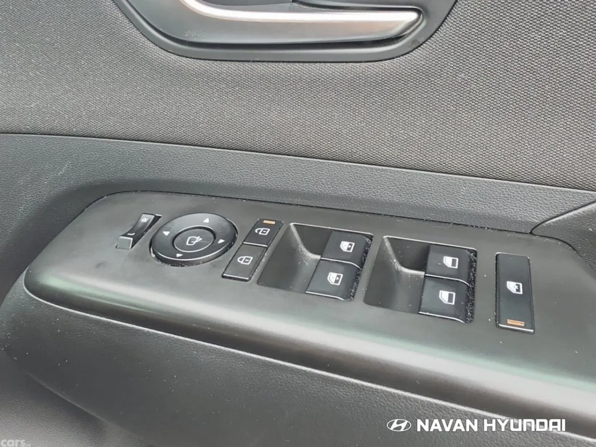 Hyundai KONA MPV, Petrol Hybrid, 2023, Grey