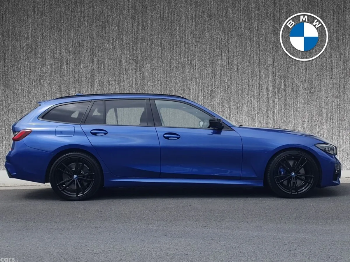 BMW 3-Series Estate, Petrol Plug-in Hybrid, 2021, Blue