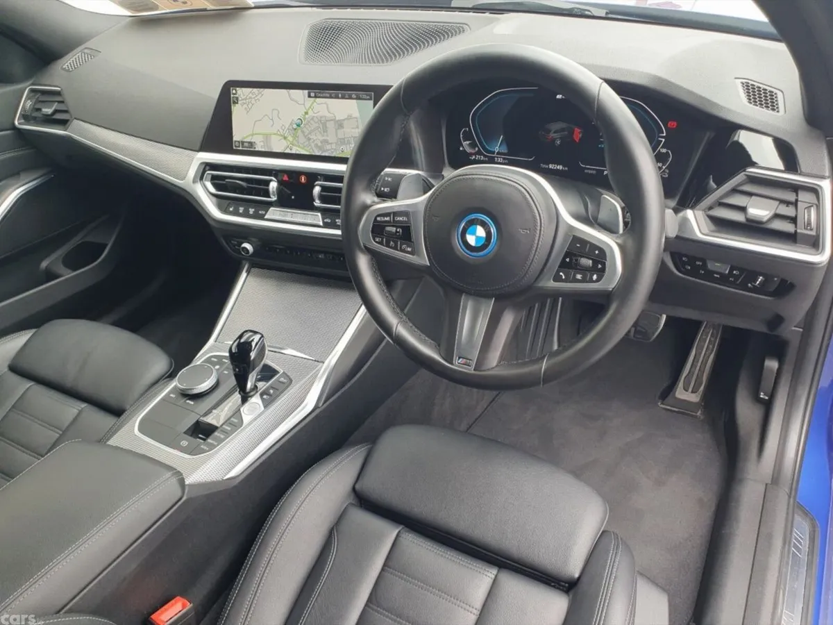 BMW 3-Series Estate, Petrol Plug-in Hybrid, 2021, Blue
