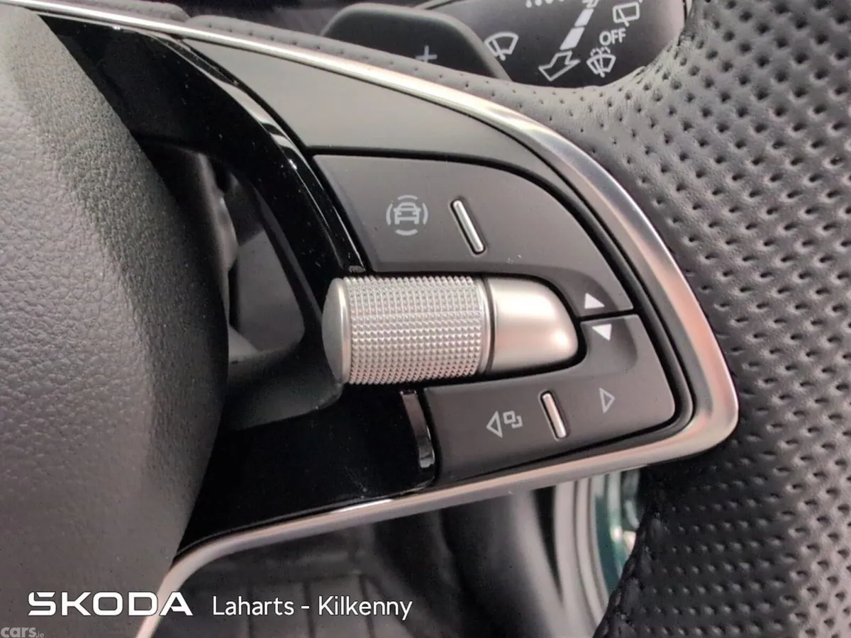 Skoda Octavia Saloon, Diesel, 2026, Green