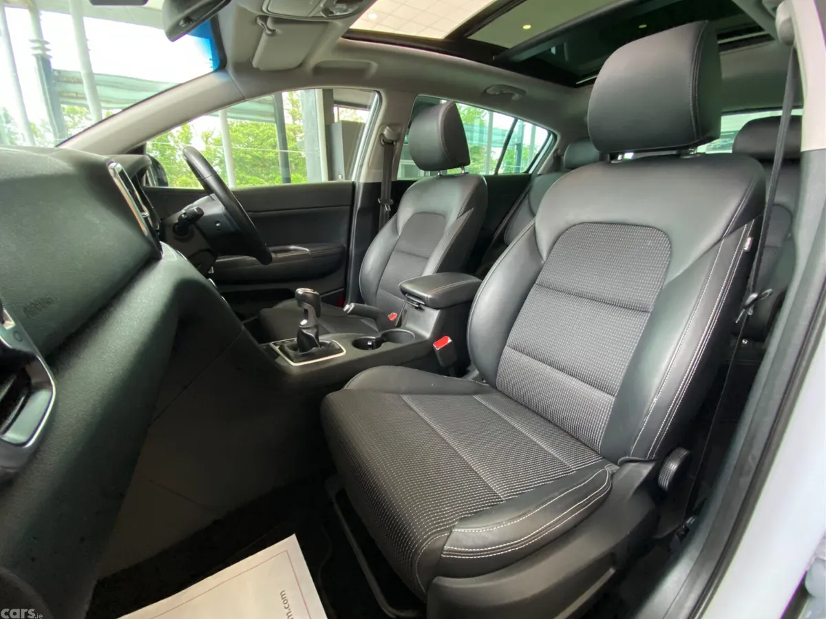 Kia Sportage SUV, Diesel, 2016, White
