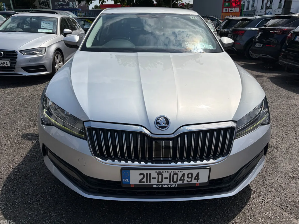 Skoda Superb Saloon, Diesel, 2021, Grey