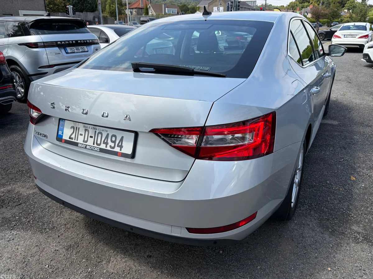 Skoda Superb Saloon, Diesel, 2021, Grey