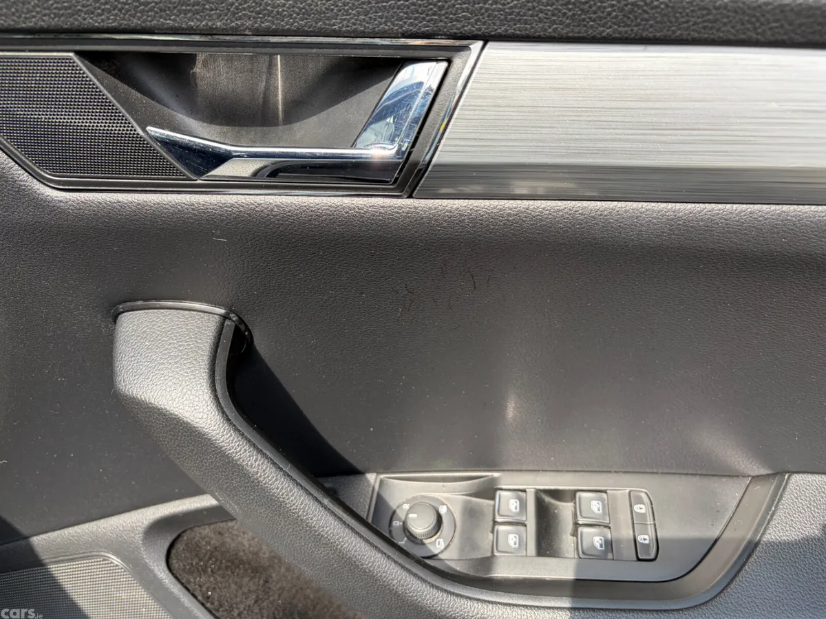 Skoda Superb Saloon, Diesel, 2021, Grey