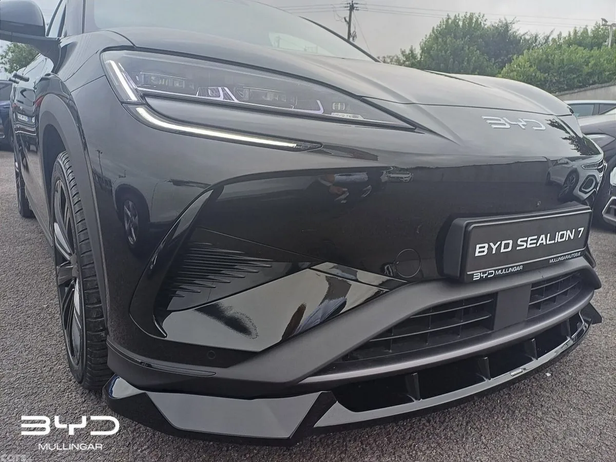 BYD SEALION 7 Hatchback, Electric, 2027, Black