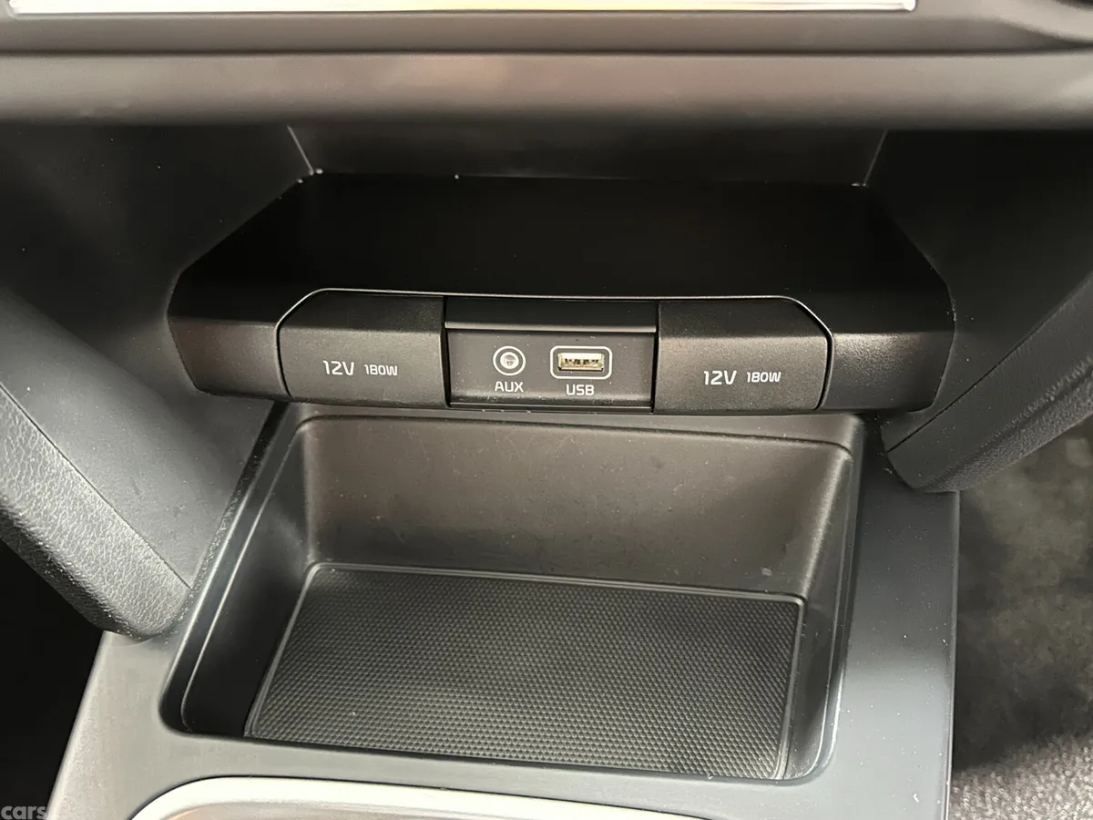 Kia Ceed Hatchback, Diesel, 2019, White