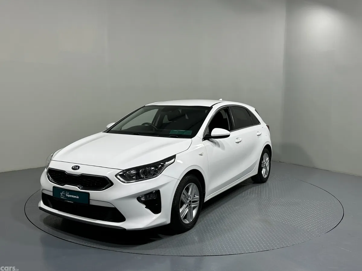 Kia Ceed Hatchback, Diesel, 2019, White
