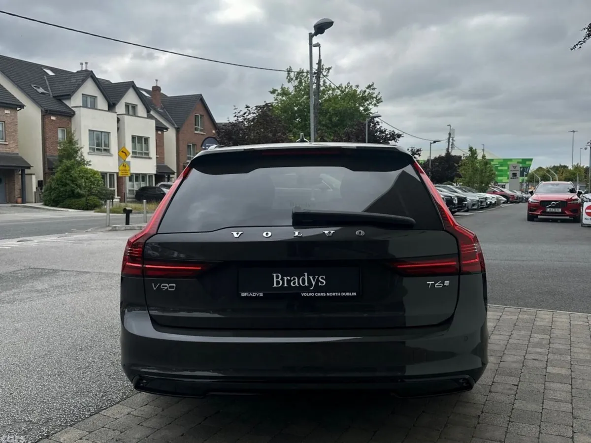 Volvo V90 Estate, Petrol Plug-in Hybrid, 2026, Grey