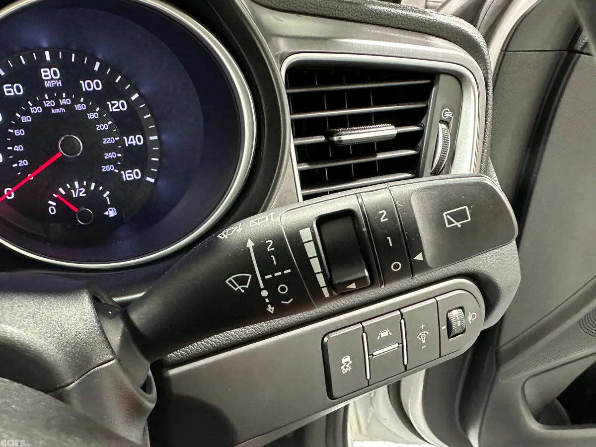Kia Ceed Hatchback, Diesel, 2019, White