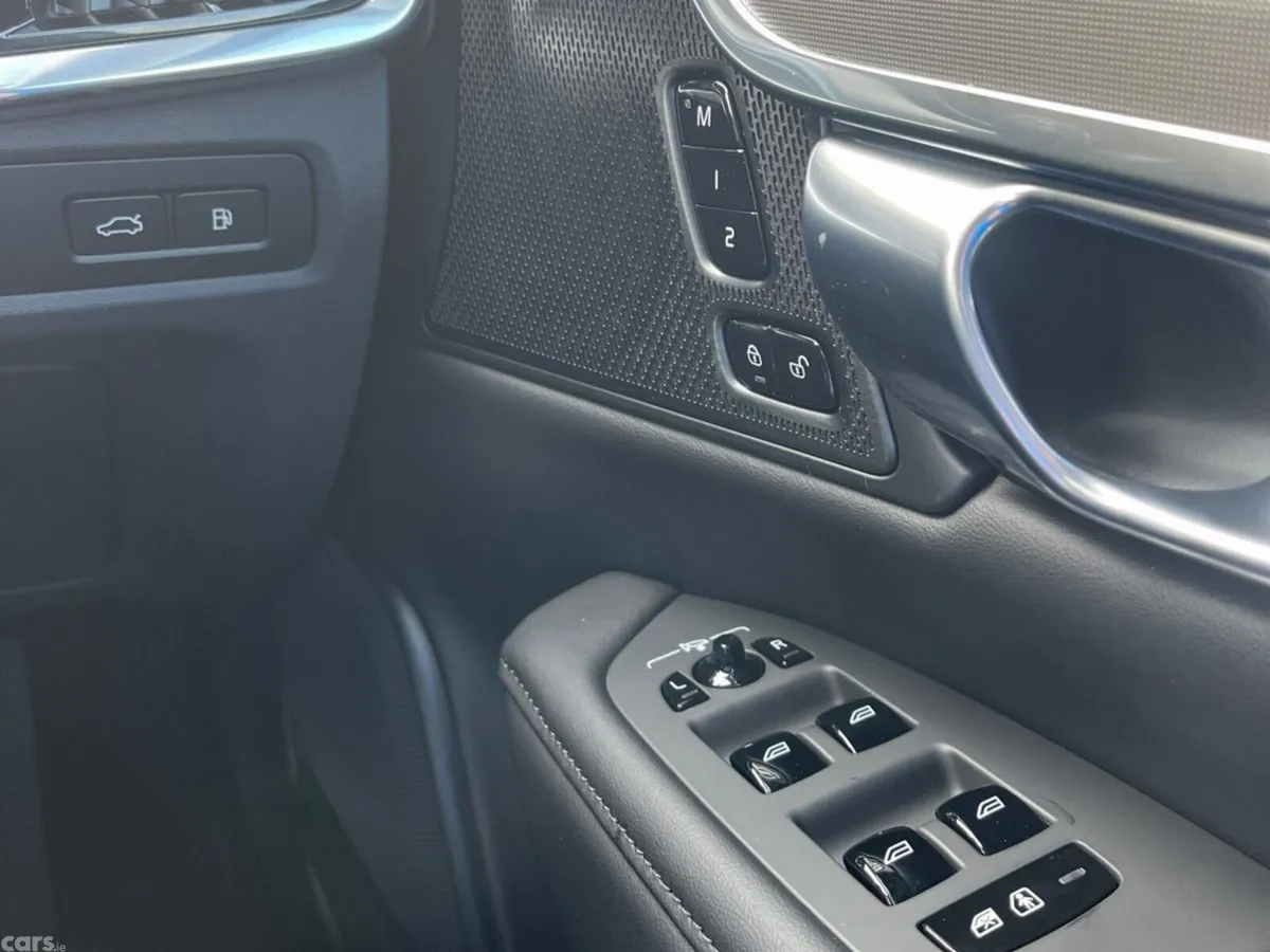 Volvo V90 Estate, Petrol Plug-in Hybrid, 2026, Grey
