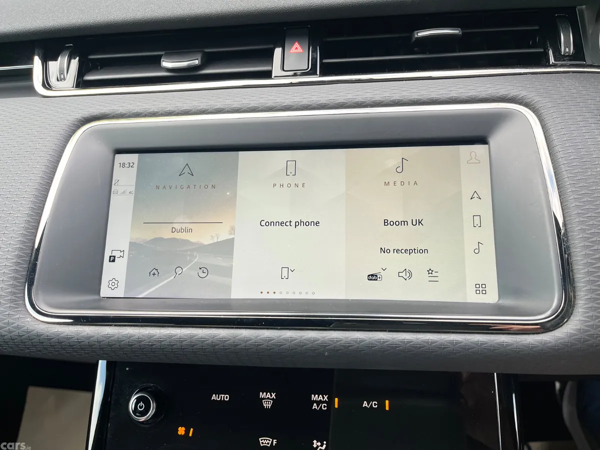 Land Rover Range Rover Evoque SUV, Petrol Plug-in Hybrid, 2023, Black
