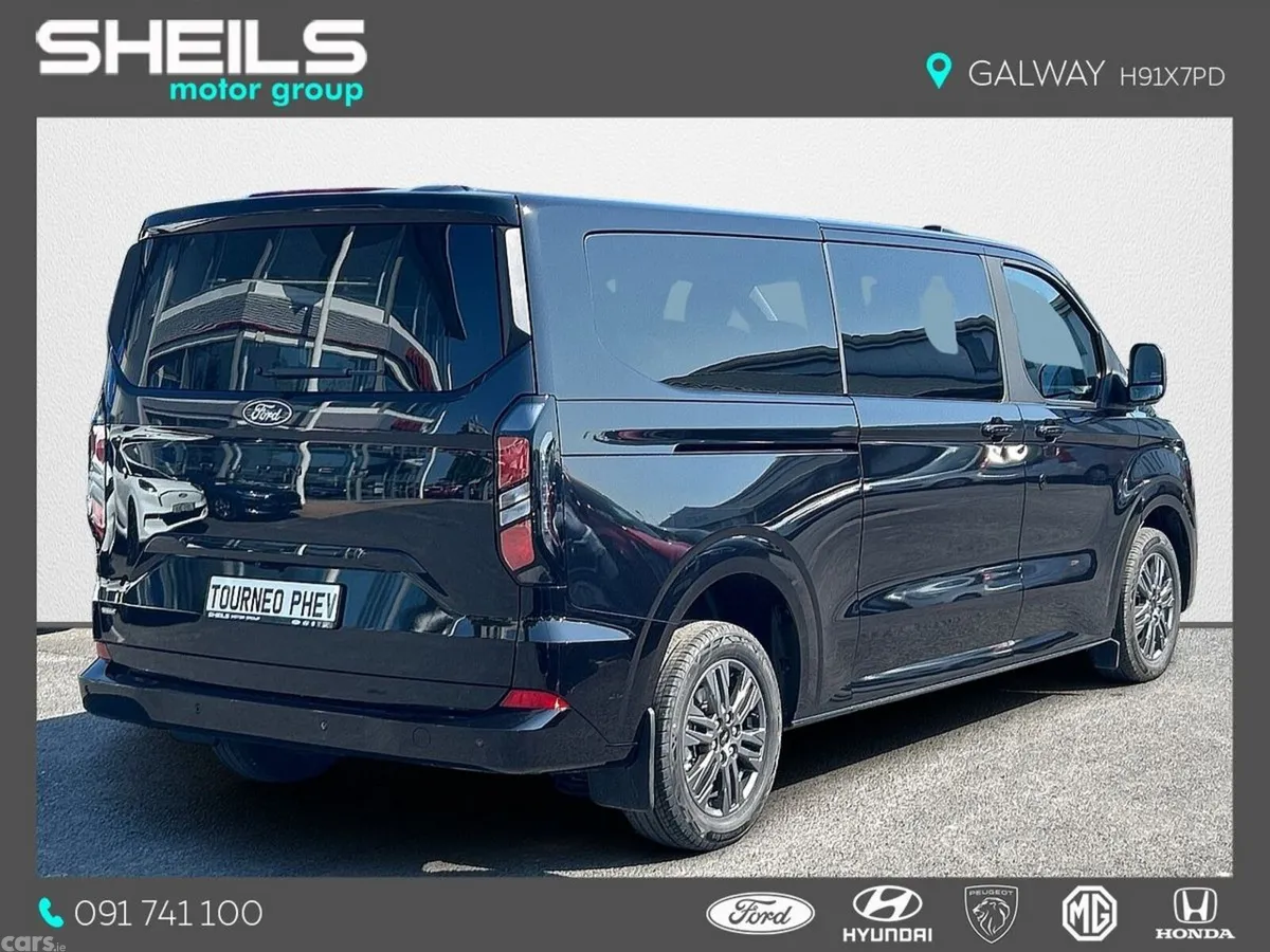 Ford Tourneo Custom MPV, Petrol Plug-in Hybrid, 2026, Black
