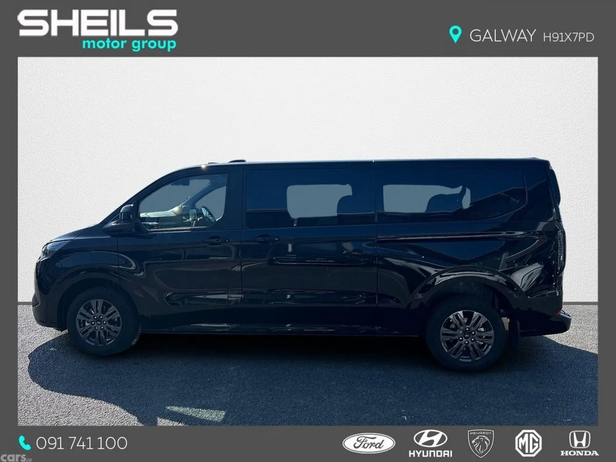 Ford Tourneo Custom MPV, Petrol Plug-in Hybrid, 2026, Black