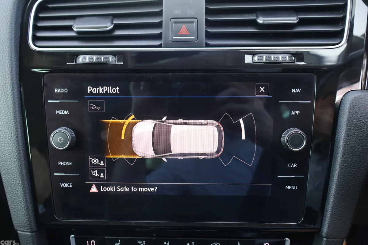 Volkswagen Golf Estate, Petrol, 2018, Grey