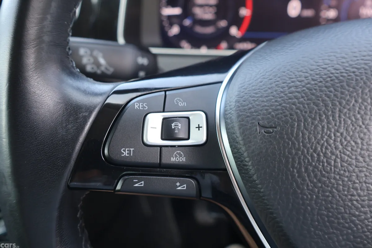 Volkswagen Golf Estate, Petrol, 2018, Grey