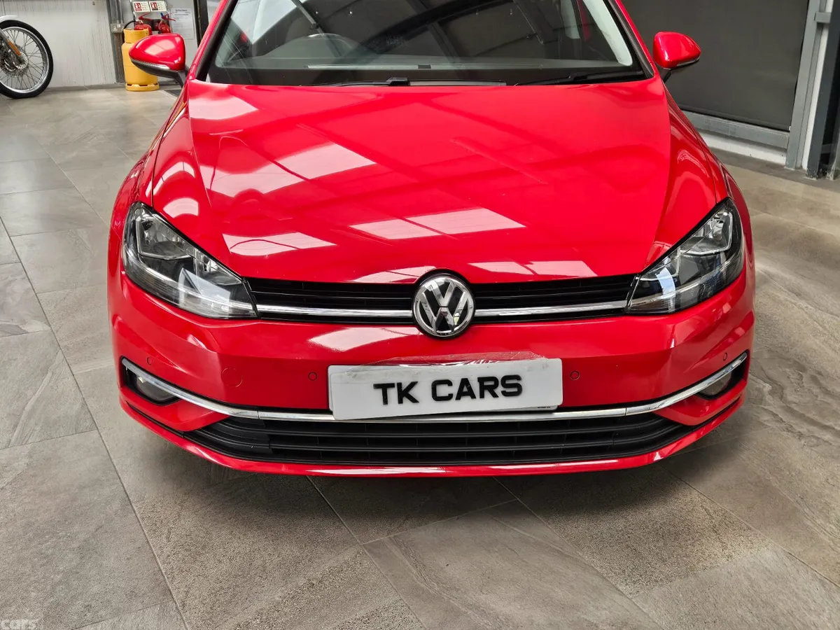 Volkswagen Golf Hatchback, Diesel, 2019, Red