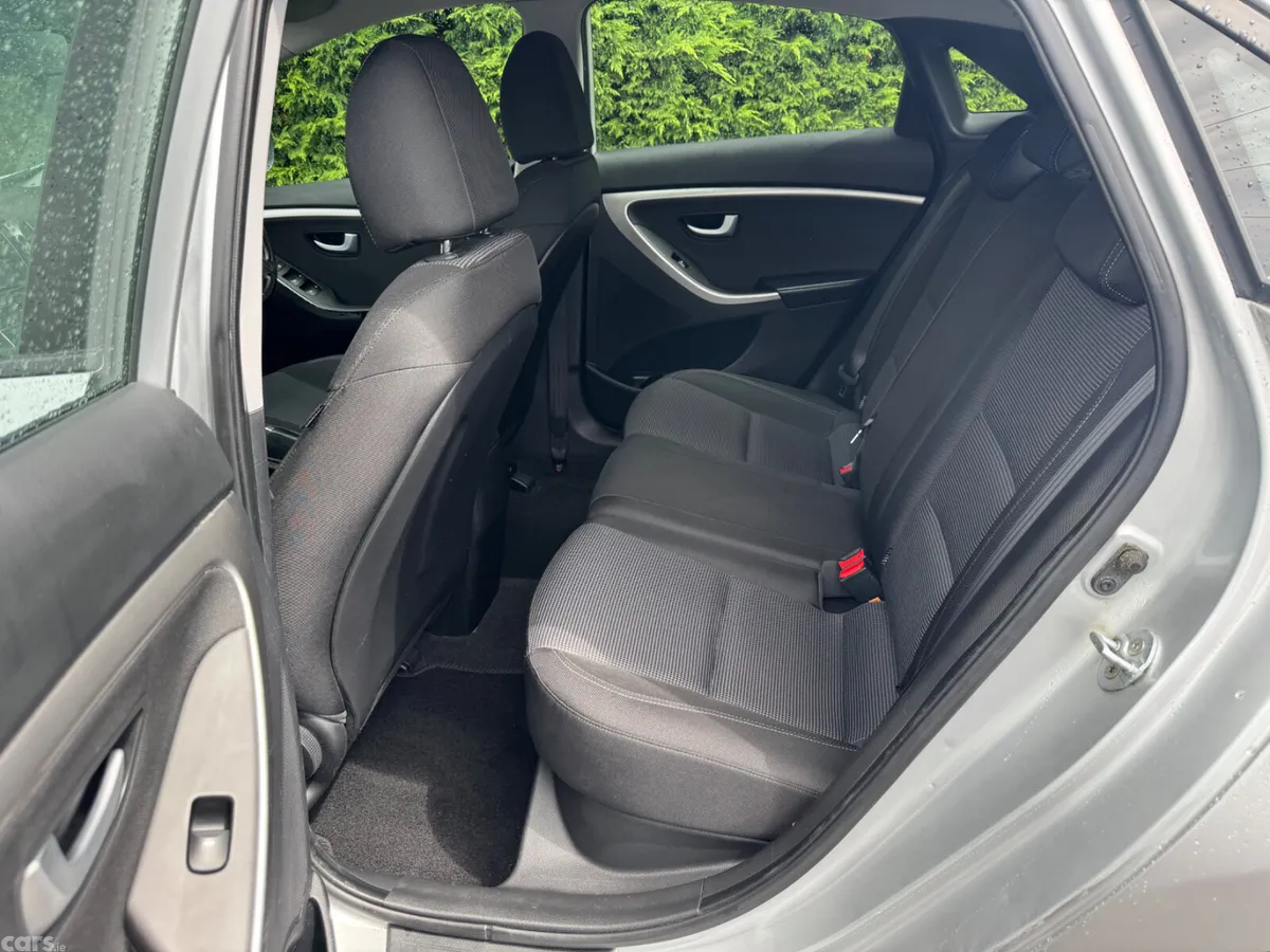 Hyundai i30 Hatchback, Diesel, 2015, Silver