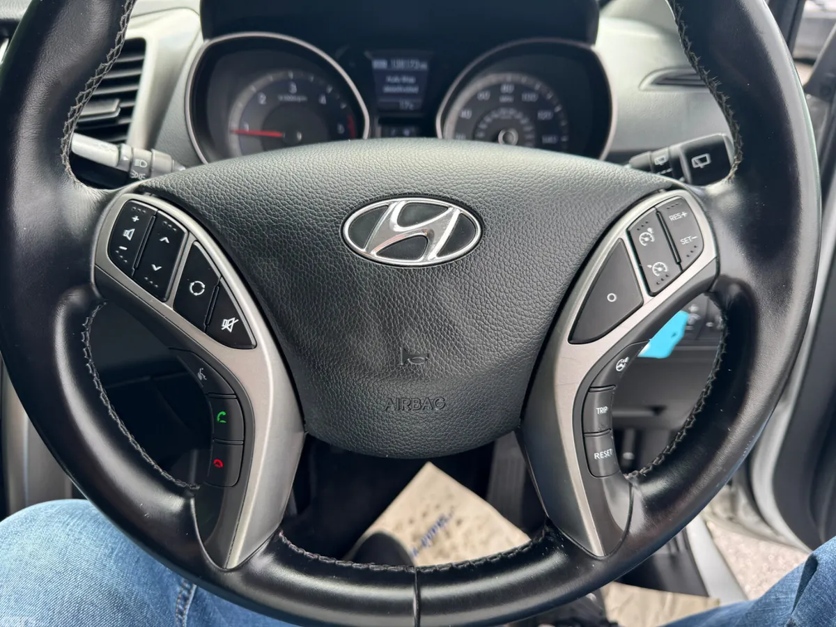 Hyundai i30 Hatchback, Diesel, 2015, Silver