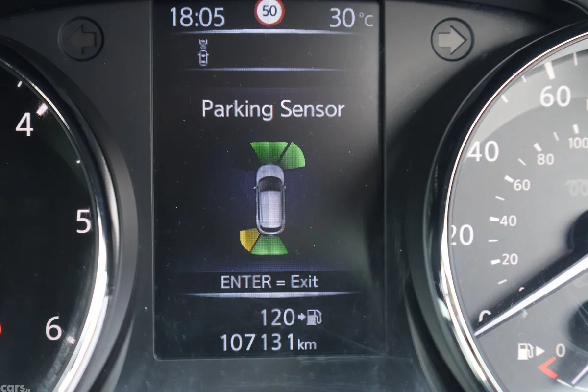 Nissan Qashqai Hatchback, Diesel, 2016, Black