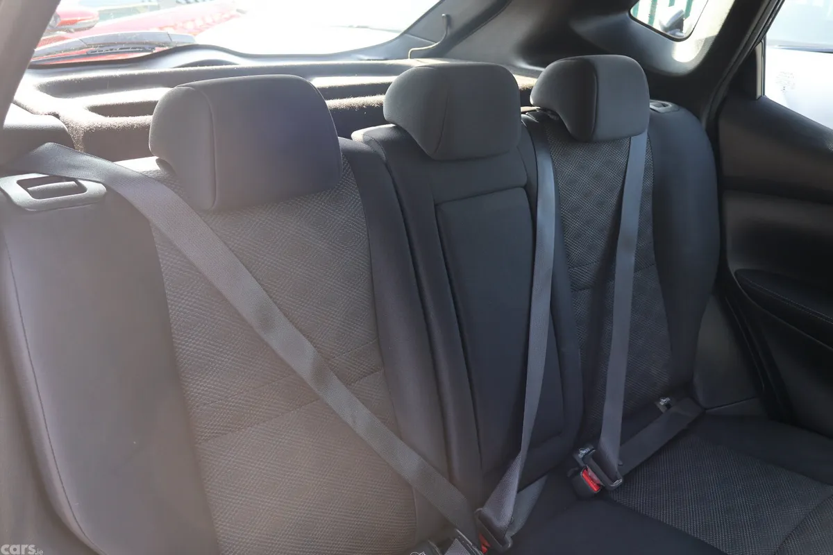 Nissan Qashqai Hatchback, Diesel, 2016, Black