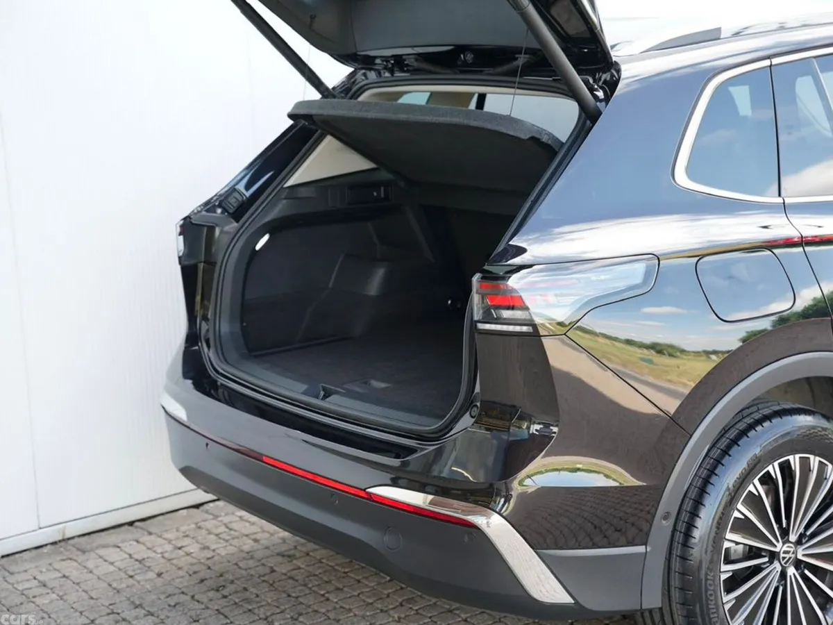 Volkswagen Tiguan SUV, Diesel, 2024, Black