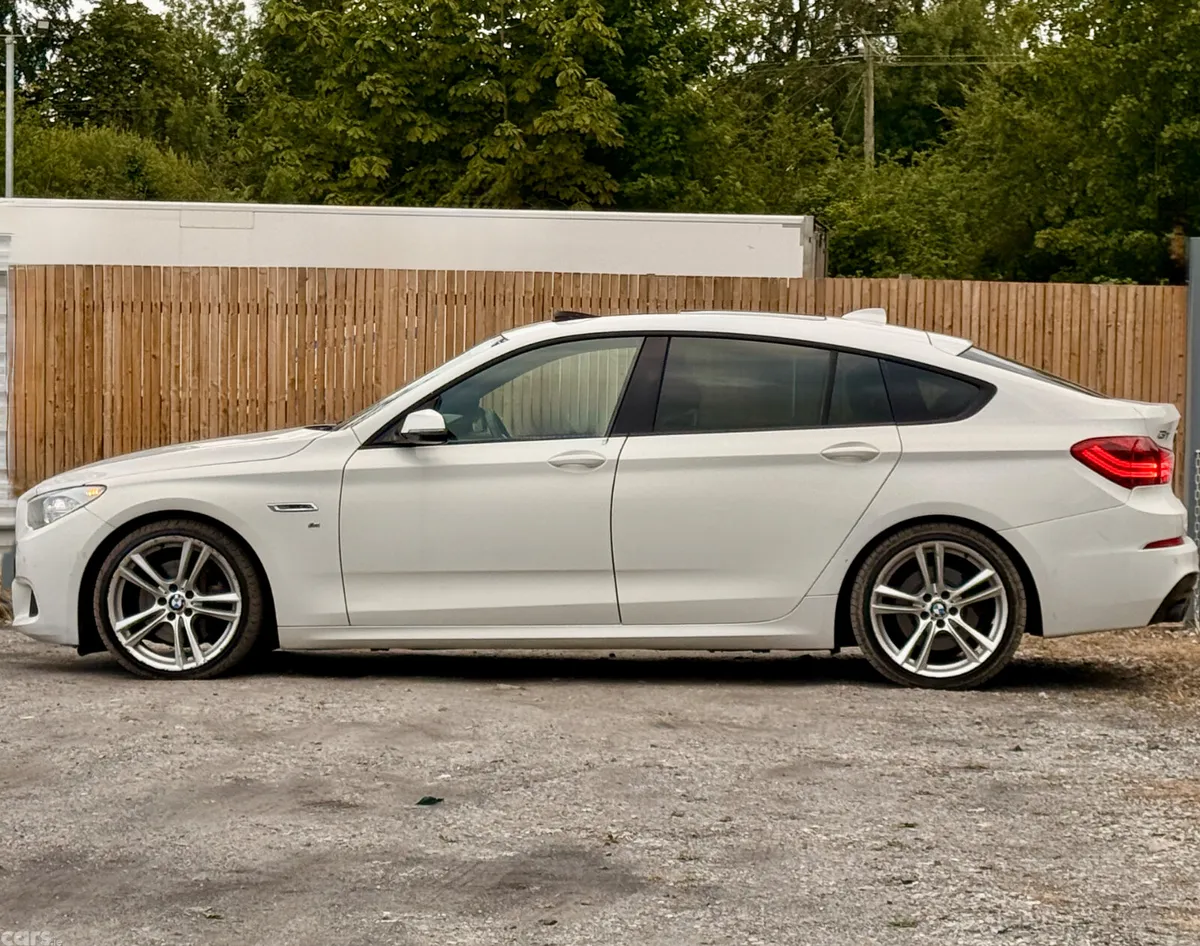 BMW 5-Series Hatchback, Diesel, 2014, White