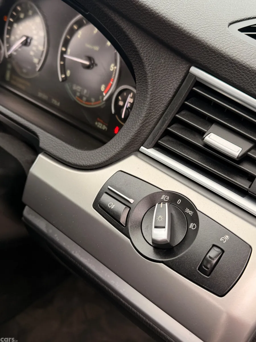BMW 5-Series Hatchback, Diesel, 2014, White