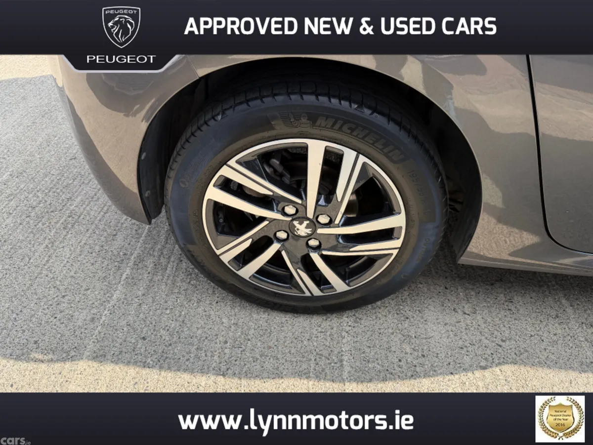Peugeot 208 Hatchback, Petrol, 2021, Grey