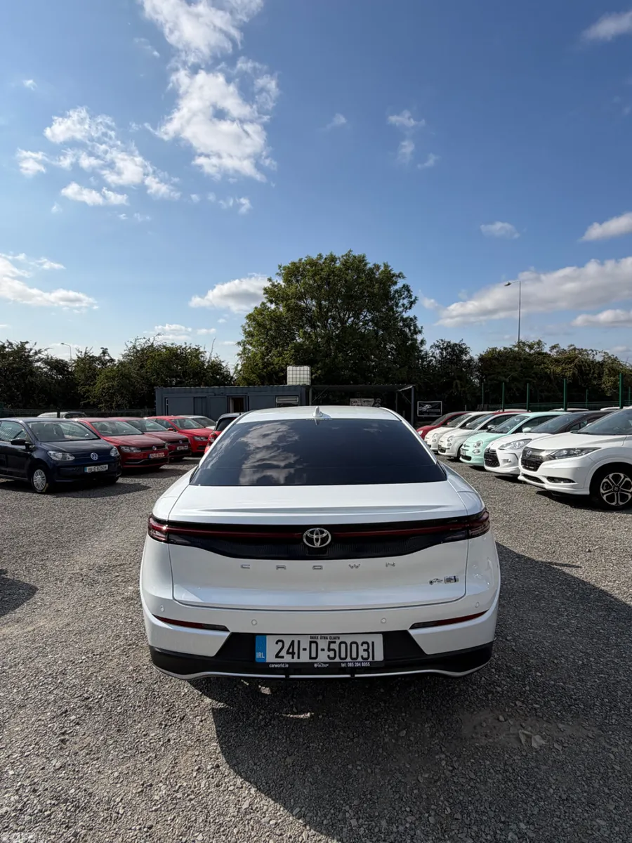 Toyota Crown Saloon, Petrol Hybrid, 2024, White