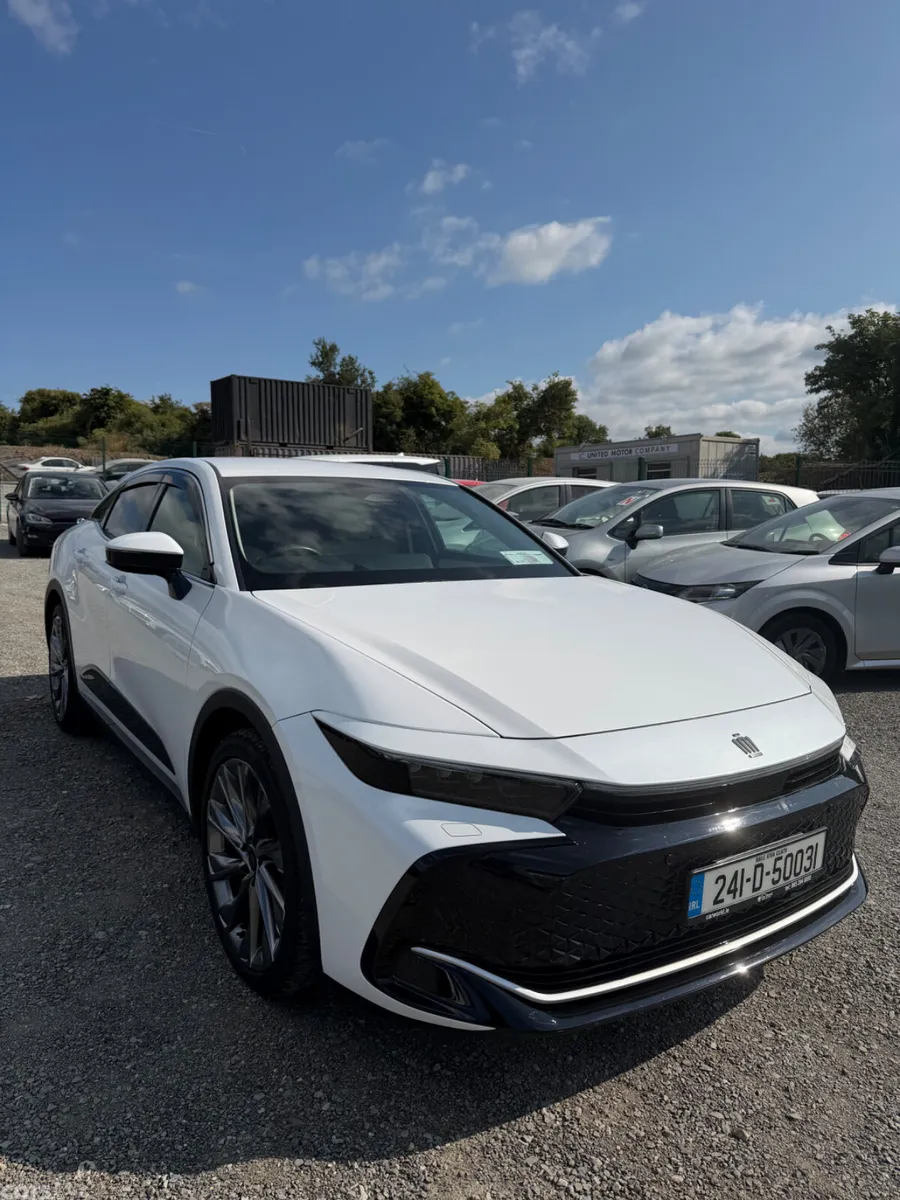 Toyota Crown Saloon, Petrol Hybrid, 2024, White