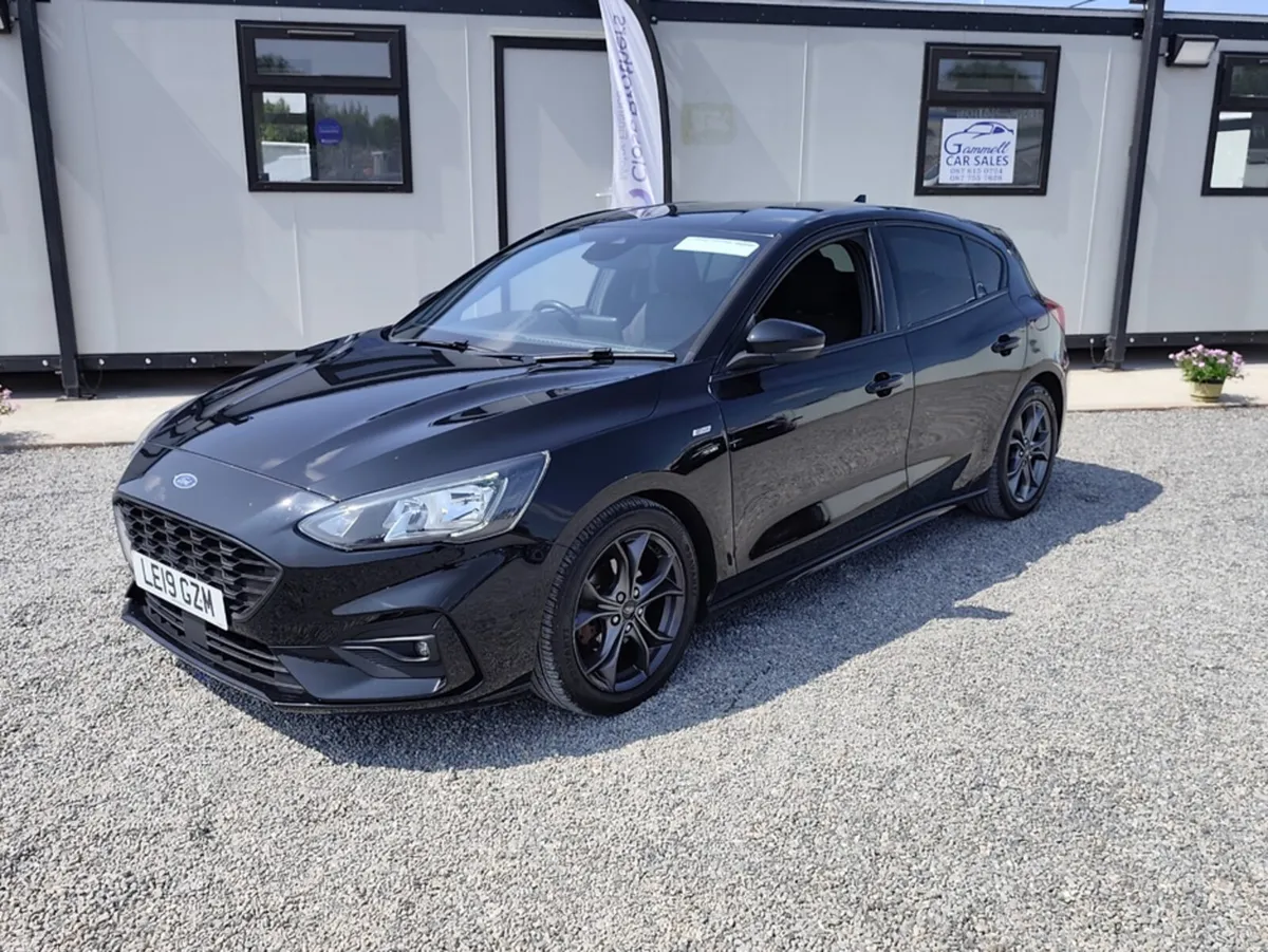 Ford Focus Hatchback, Diesel, 2019, Black