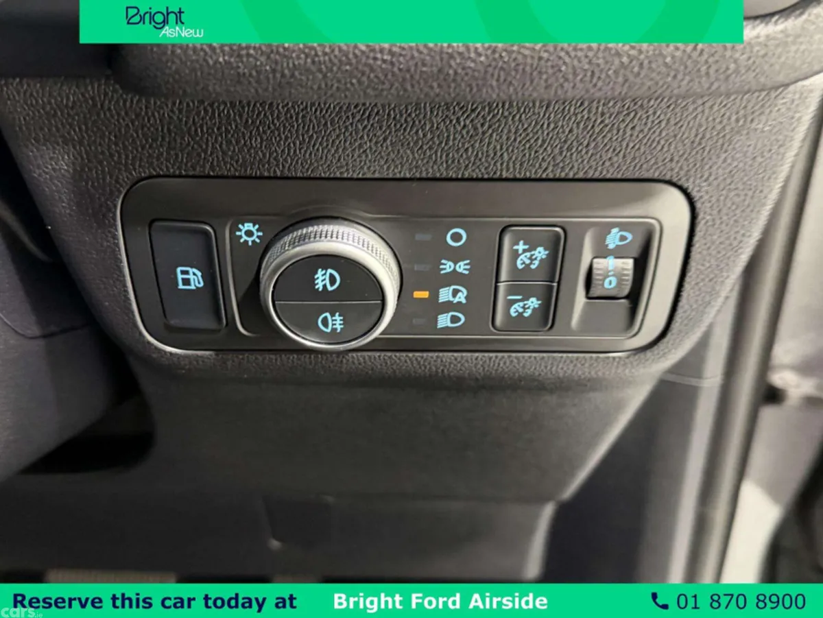 Ford Kuga MPV, Petrol Plug-in Hybrid, 2024, Grey
