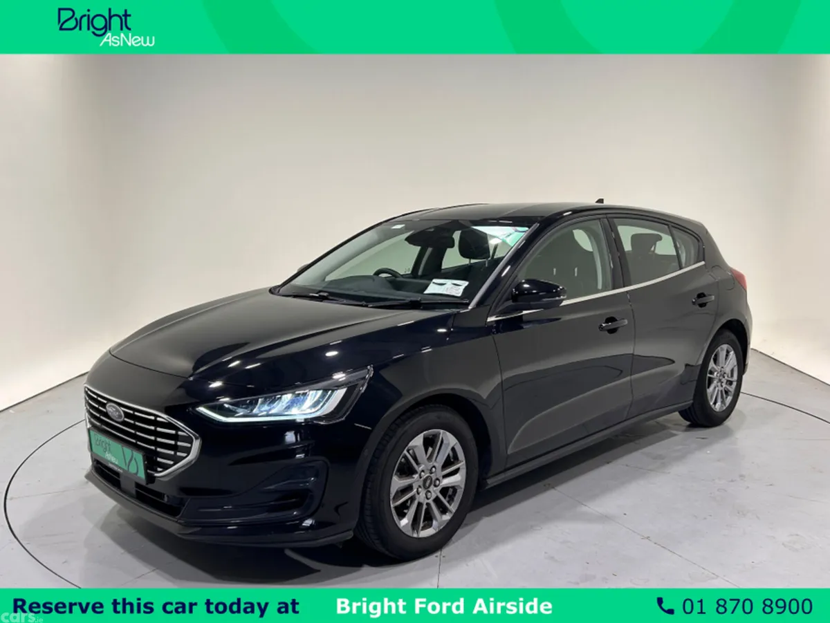 Ford Focus Hatchback, Petrol, 2023, Black
