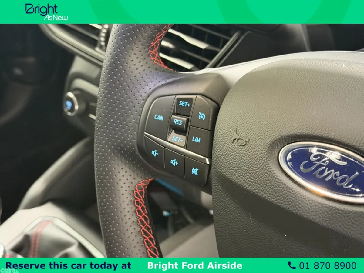 Ford Focus Hatchback, Petrol, 2025, White