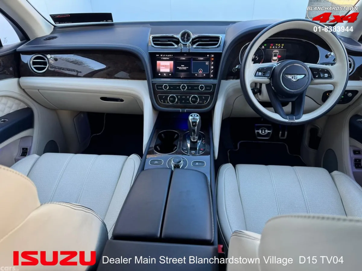 Bentley Bentayga Estate, Petrol Plug-in Hybrid, 2022, Blue